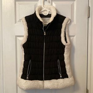 Calvin Klein Puffer Vest Size XL